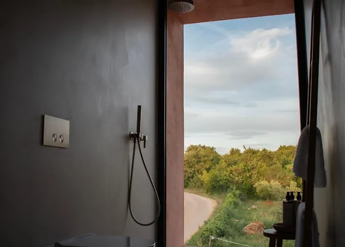 Vila Arcobaleno - Retreat To Paradise *