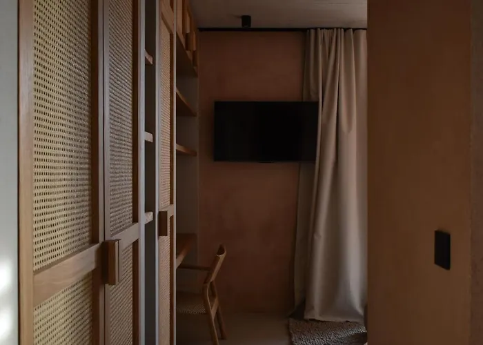 Arcobaleno - Retreat To Paradise Bubani